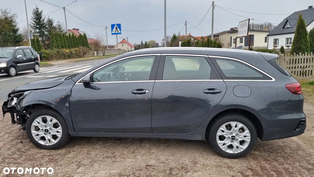 Kia Ceed 1.6 CRDi Eco-Dynamics+ (48V Mild-Hybrid) DCT7 GT Line - 14