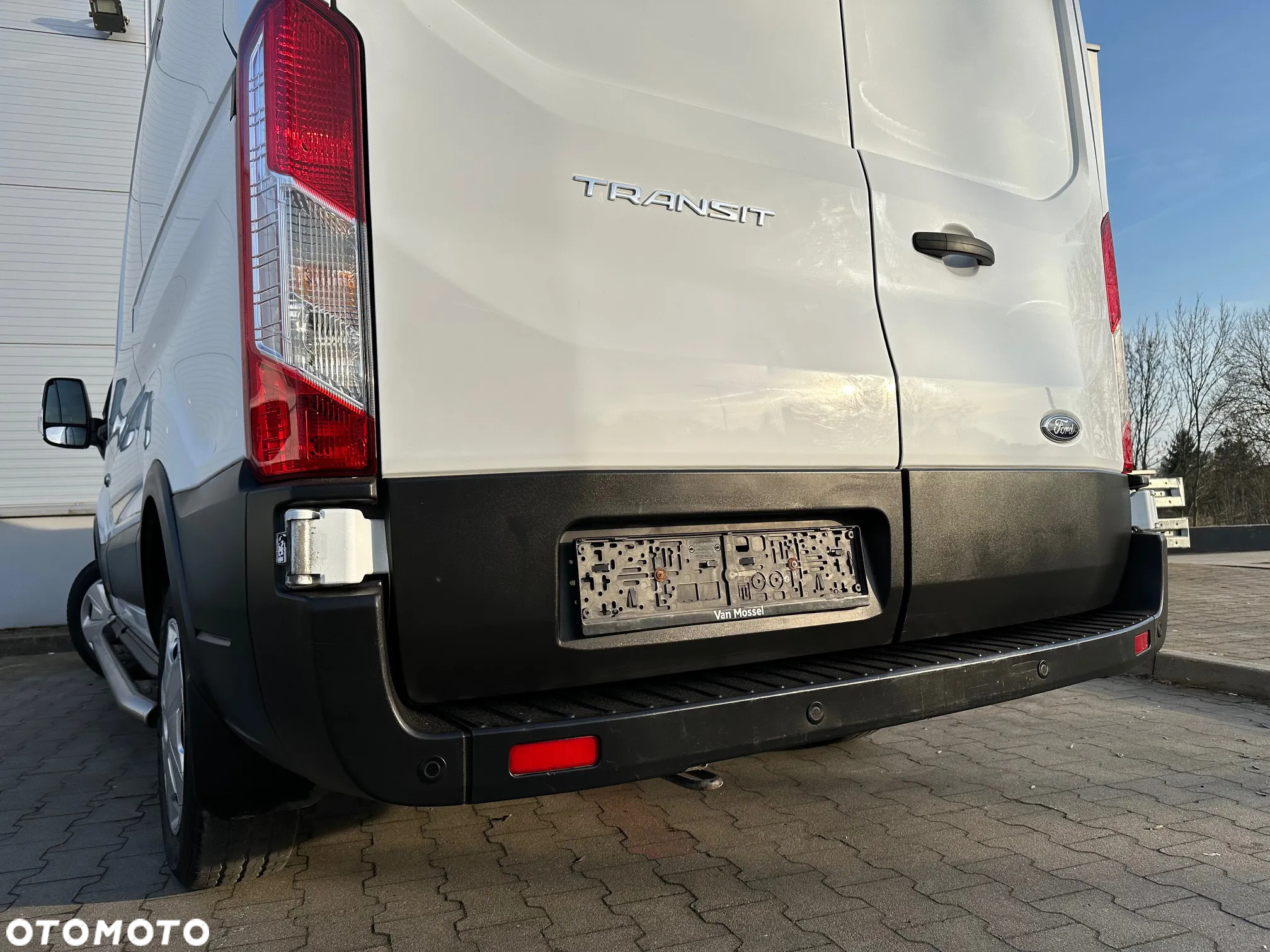 Ford Transit - 12