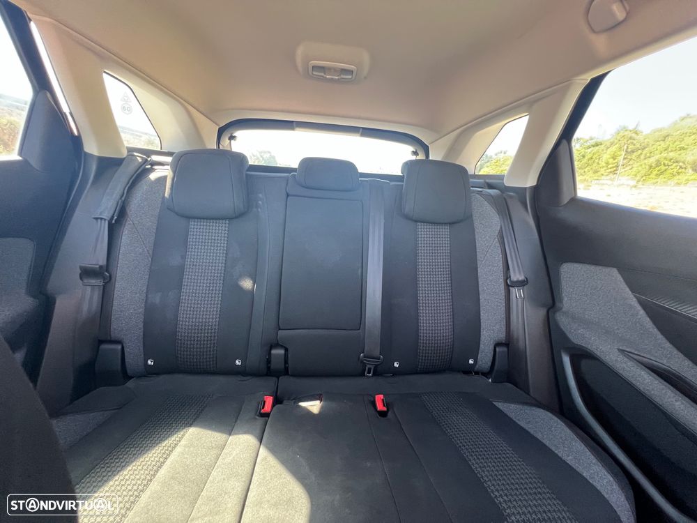 Peugeot 3008 1.5 BlueHDi Active - 20