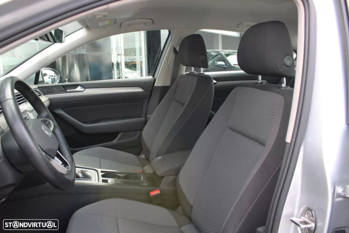 VW Passat 2.0 TDI Elegance - 6