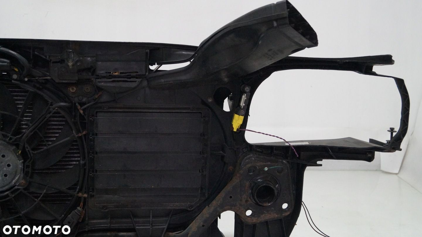 PAS PRZEDNI AUDI A4 B7 2.0 TDI 140KM 2007 - 15