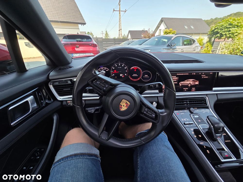 Porsche Panamera 4 - 13