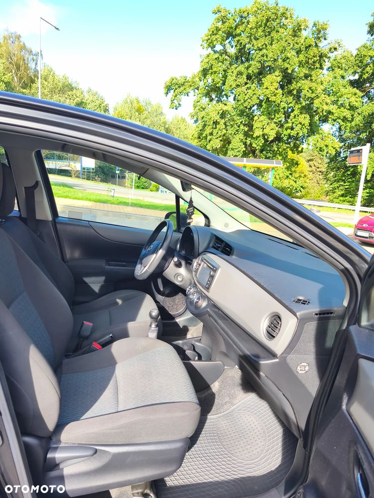 Toyota Yaris 1.0 Sol - 16