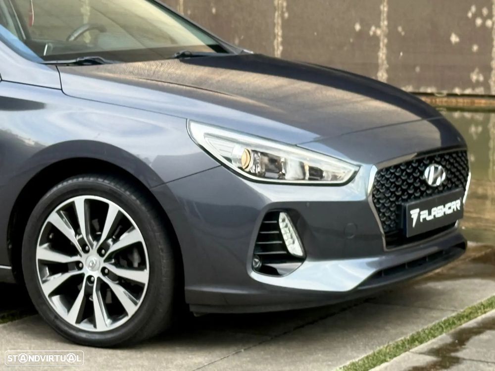 Hyundai i30 SW - 10