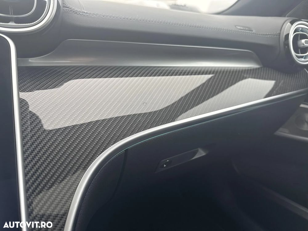 Mercedes-Benz C 63 AMG S PHEV Performance - 25