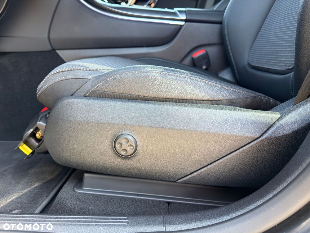 Mercedes-Benz GLC 200 d mHEV 4-Matic Avantgarde - 17