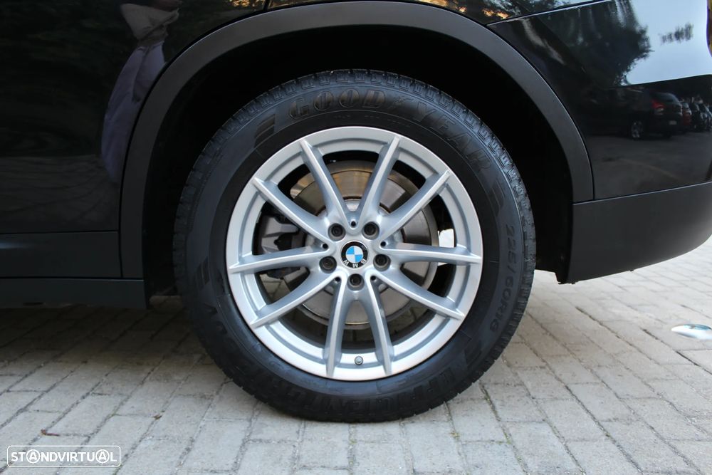 BMW X3 20 d xDrive Advantage - 44