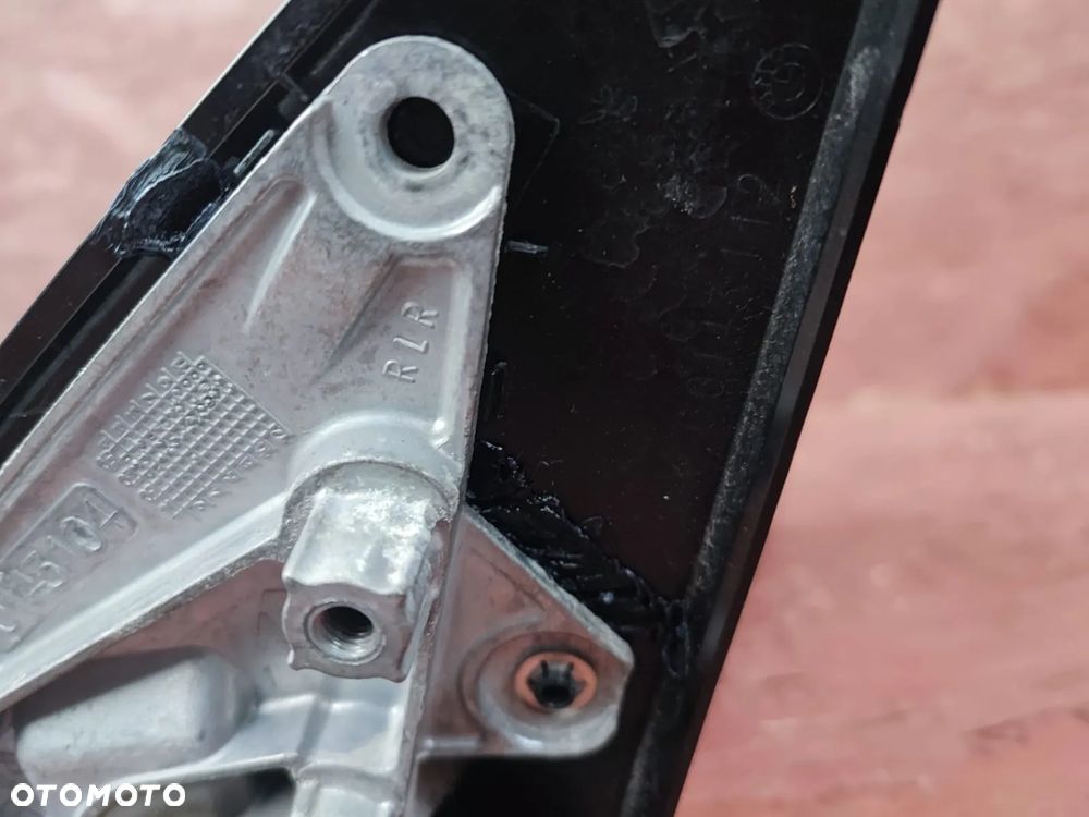 BMW E92 / E93. ORYGINALNE LUSTERKA M-PAKIET LEWE / PRAWE Z WERSJI SCHADOW-LINE, KOL. LE MANS BLAU METALIC 381. O NR: 7 176 168 / 7 176 167 OEM. W DOBRYM STANIE. WERSJA UK - 16