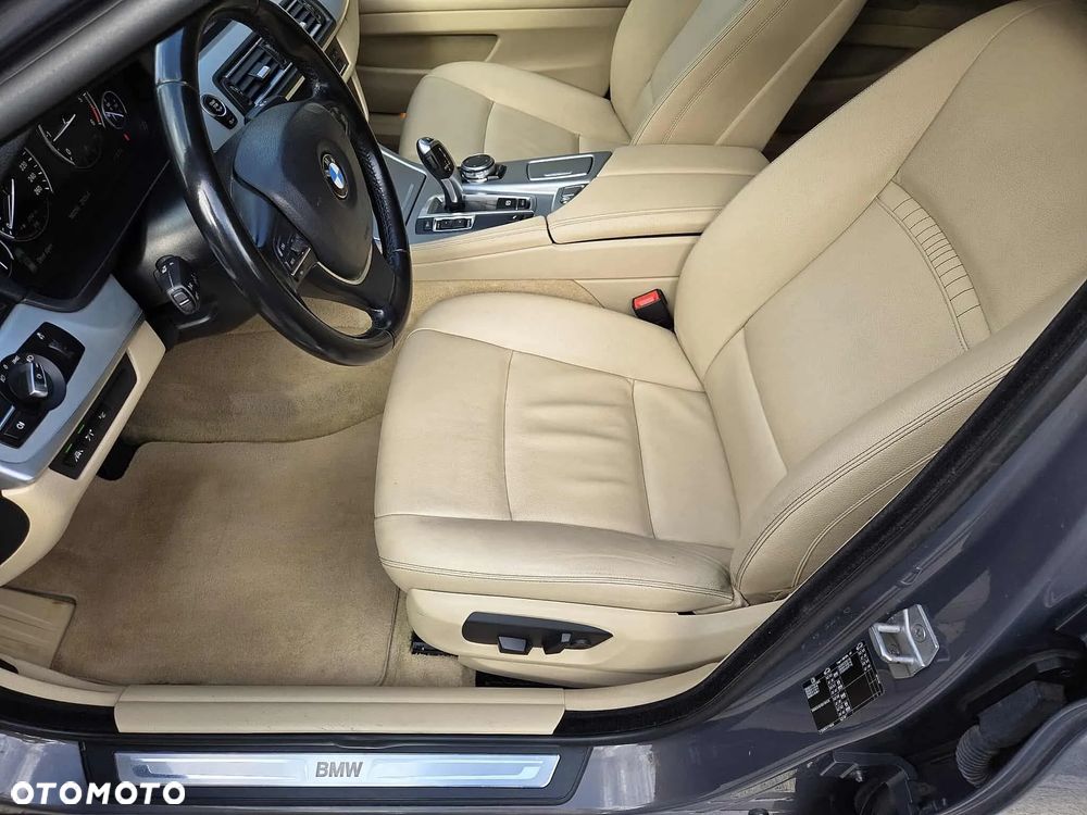 BMW Seria 5 520d Efficient Dynamics Edition Luxury Line - 13