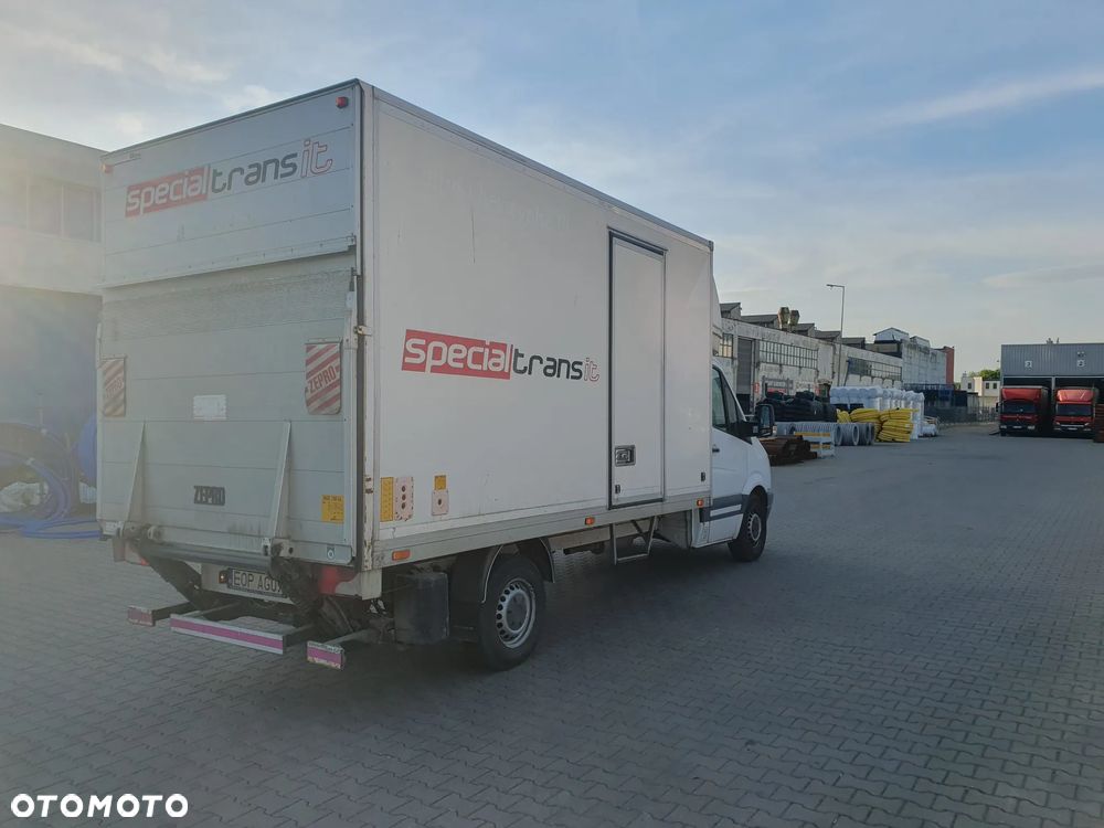 Mercedes-Benz Sprinter - 4