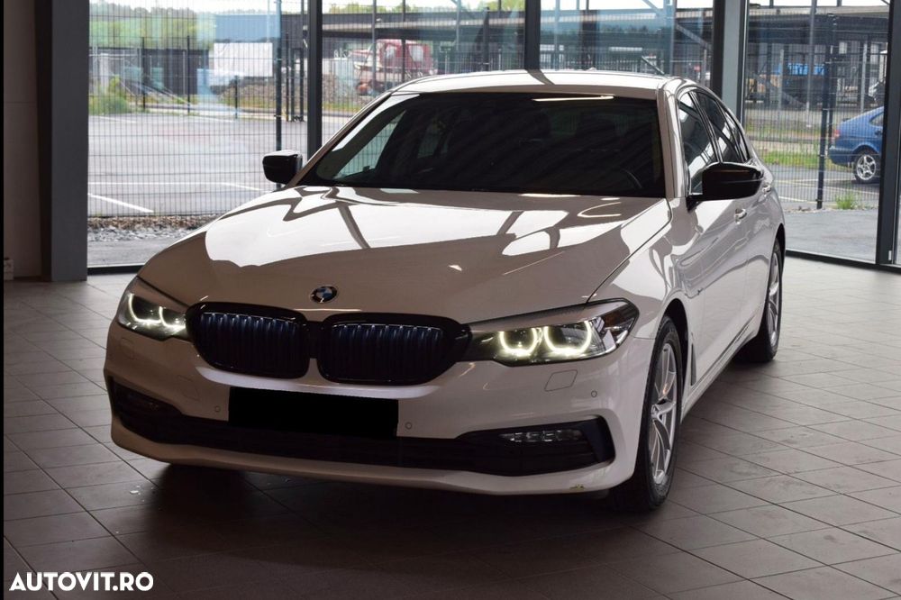 BMW Seria 5 520d xDrive AT - 2
