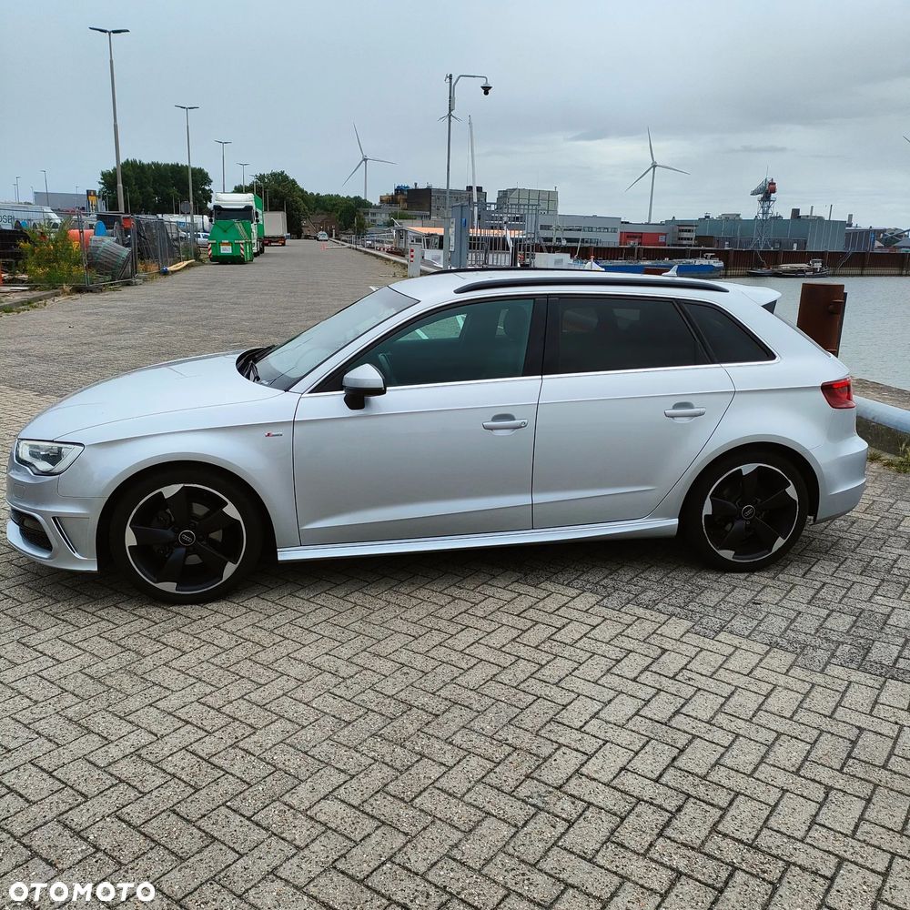 Audi A3 Sportback 2.0 TDI S line Sportpaket - 6