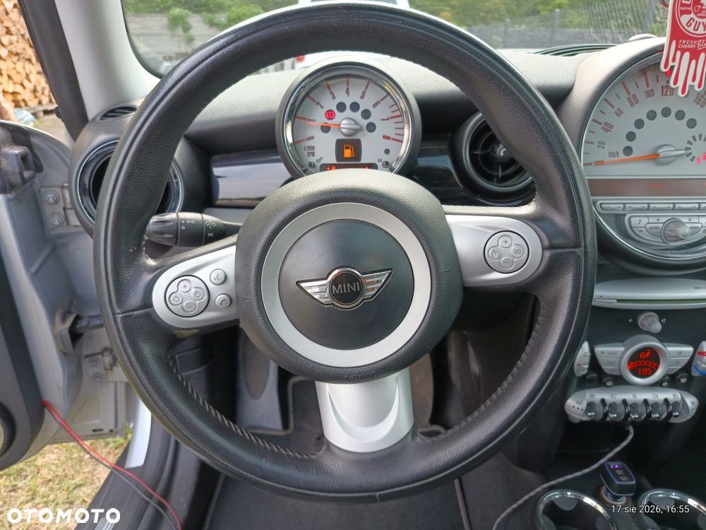MINI Cooper 50 Camden - 31