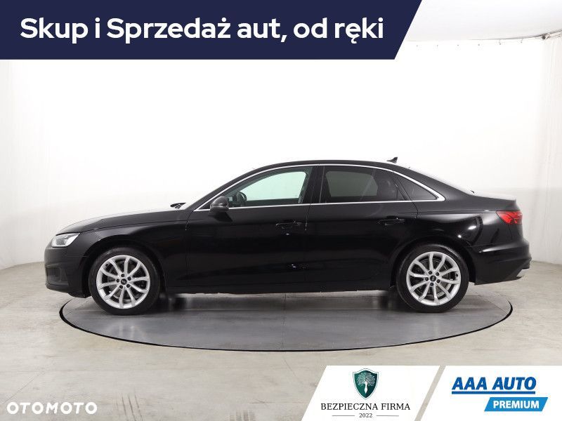 Audi A4 Limousine - 4