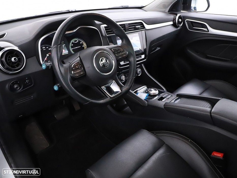 MG ZS - 12