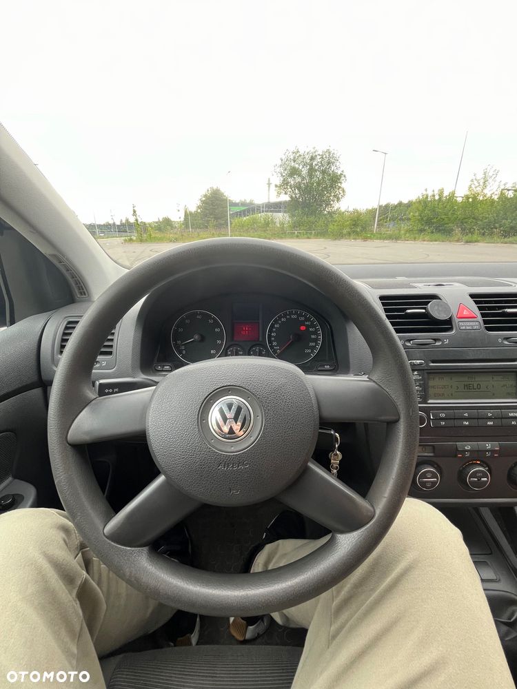 Volkswagen Golf - 8