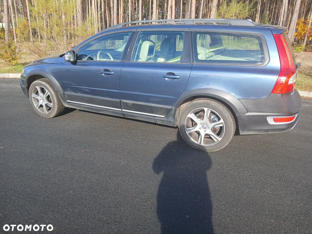 Volvo XC 70 3.2 AWD Momentum - 21