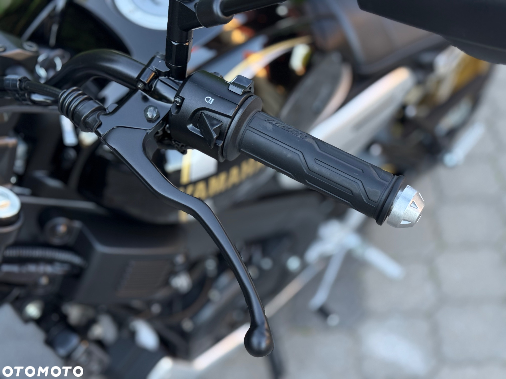 Yamaha XSR - 28
