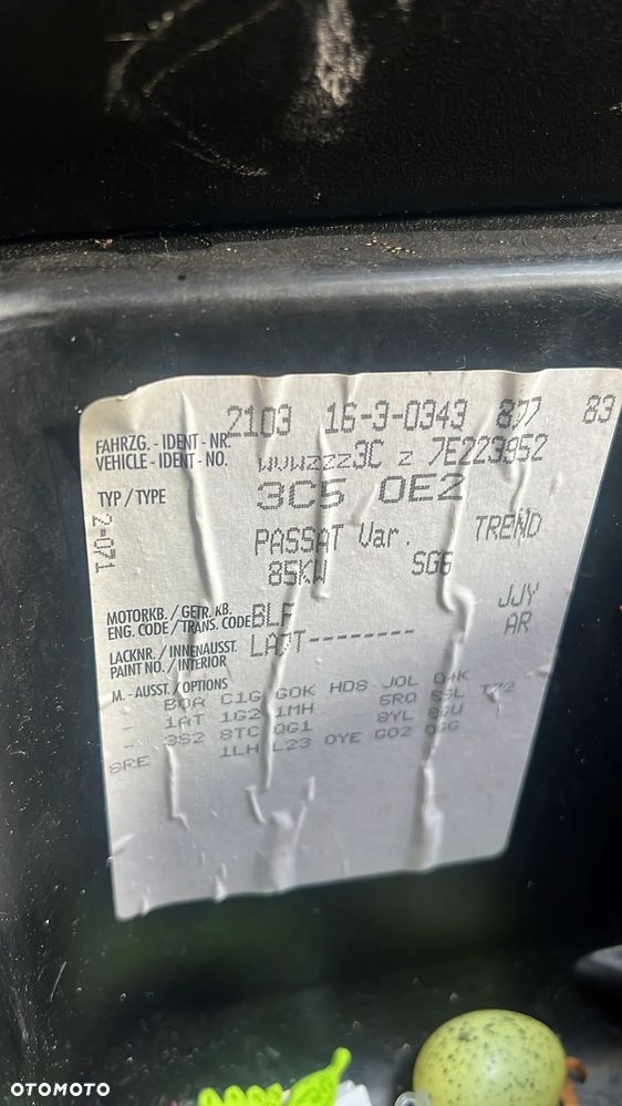 VW Passat B6 LA7T  klapa tylna bagażnika - 5