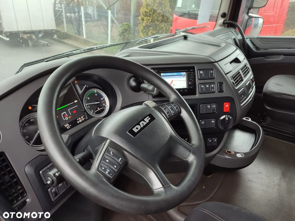 DAF XF 460 FT / STANDARD / AUTOMAT / SPACE CAB / RETARDER / - 18