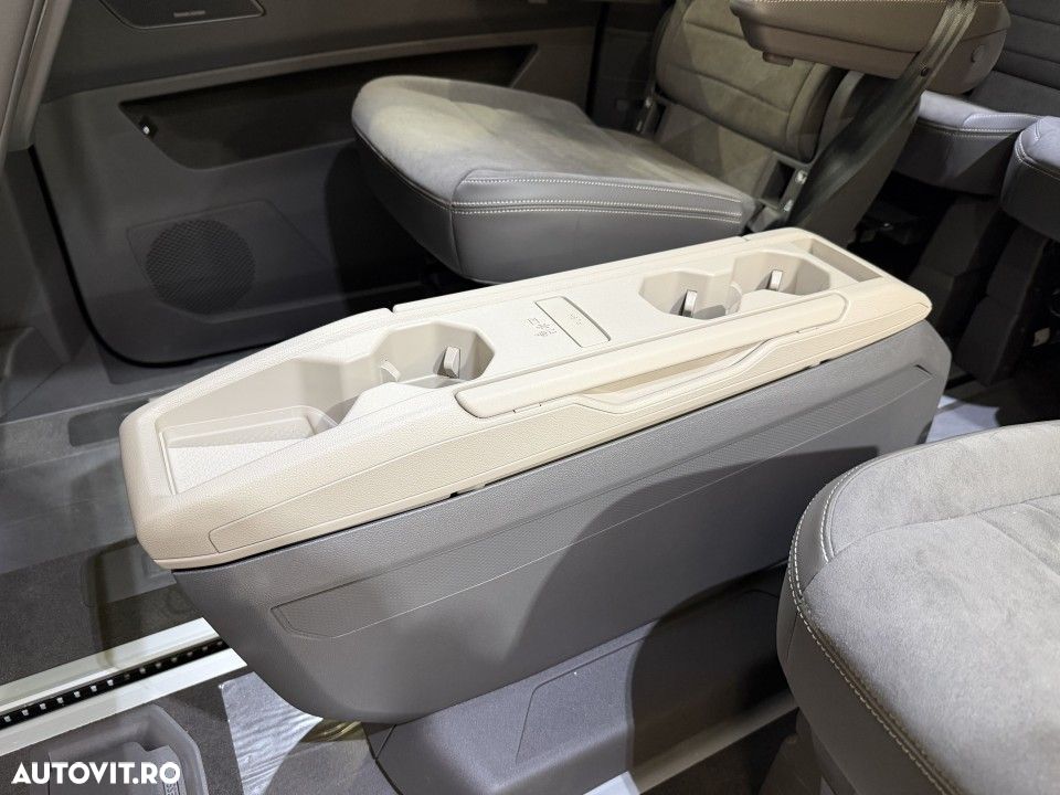 Volkswagen Multivan L 2.0 TDI DSG 110KW Style - 11