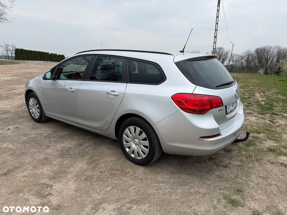 Opel Astra 1.4 T Enjoy - 8