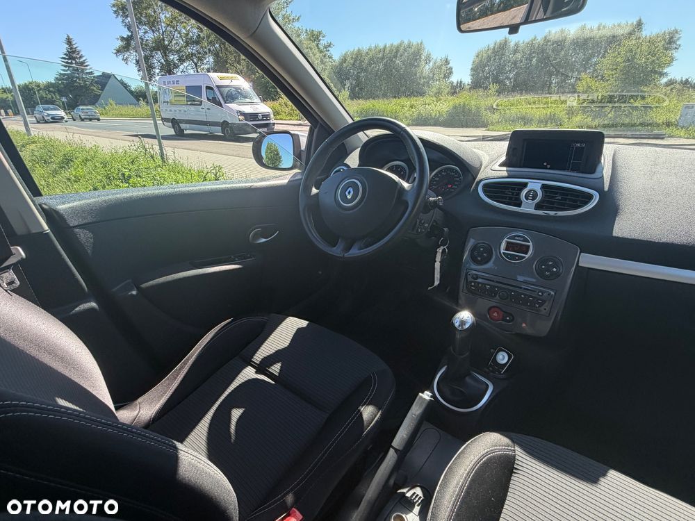 Renault Clio 1.2 16V Business - 31