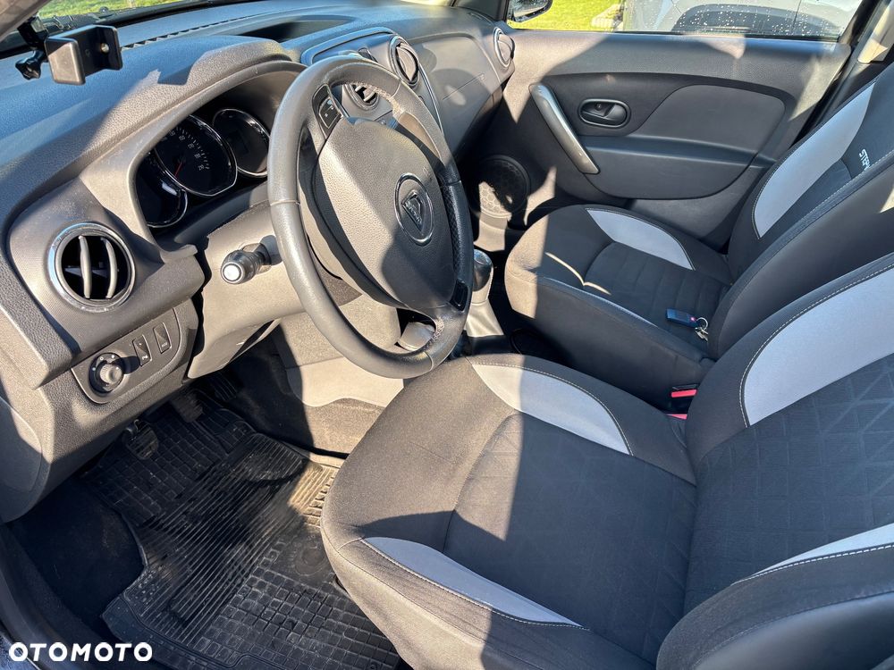 Dacia Sandero TCe 90 (S&S) Comfort - 6