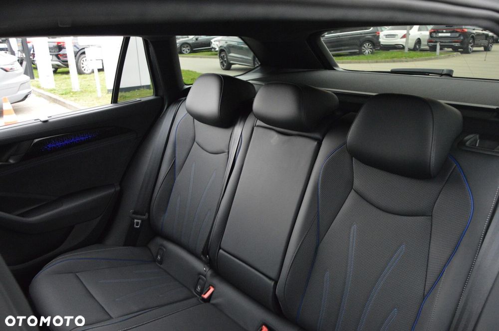 Volkswagen Passat Variant - 26