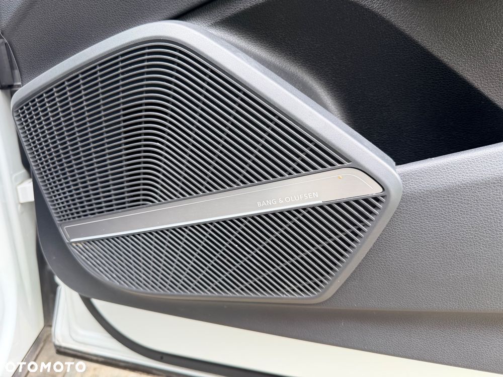 Audi SQ5 - 10