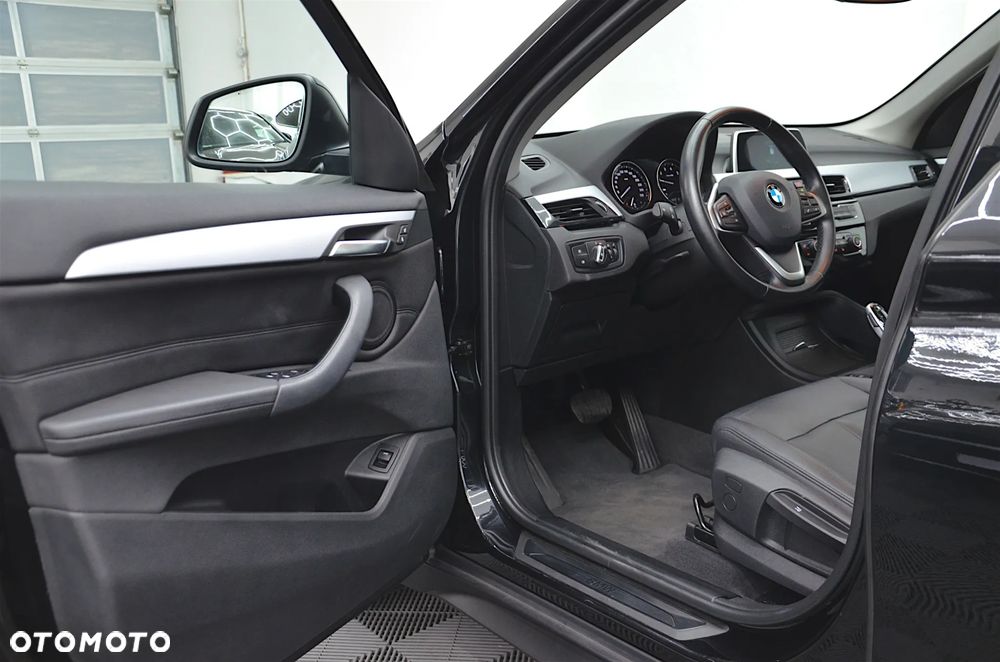 BMW X1 sDrive18i Advantage - 10