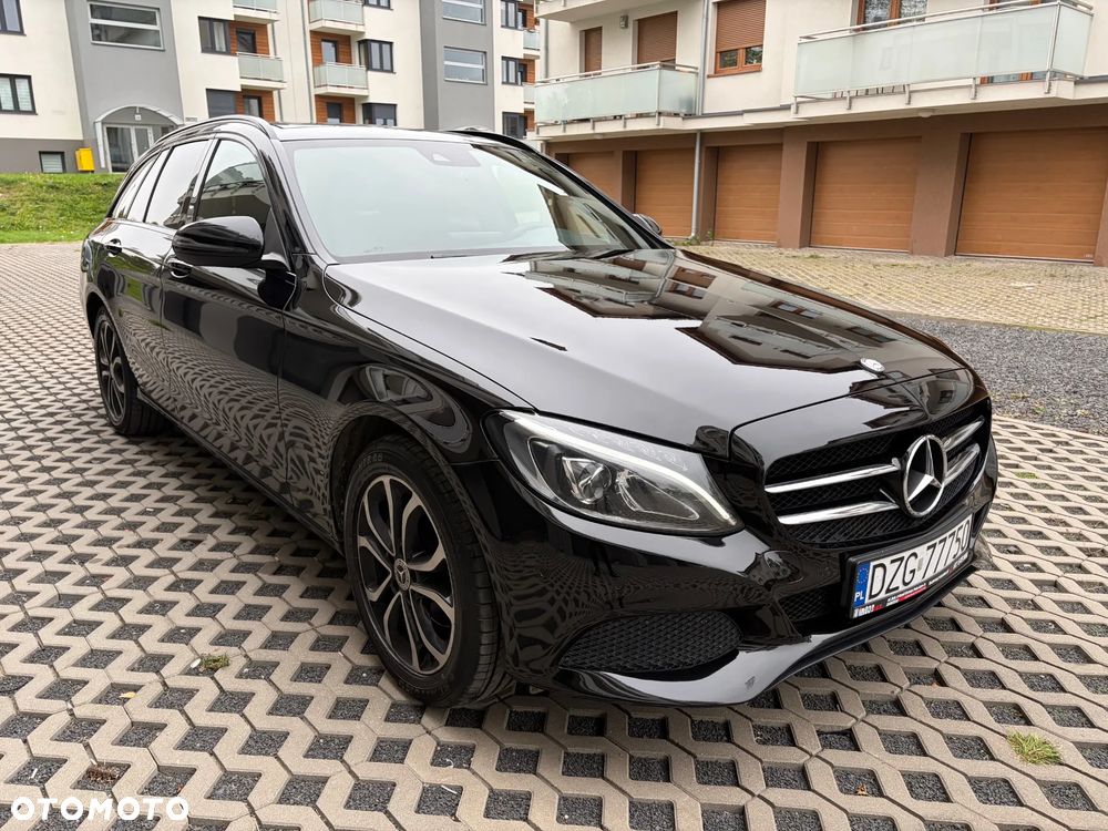 Mercedes-Benz C-Class 2015 photo 2