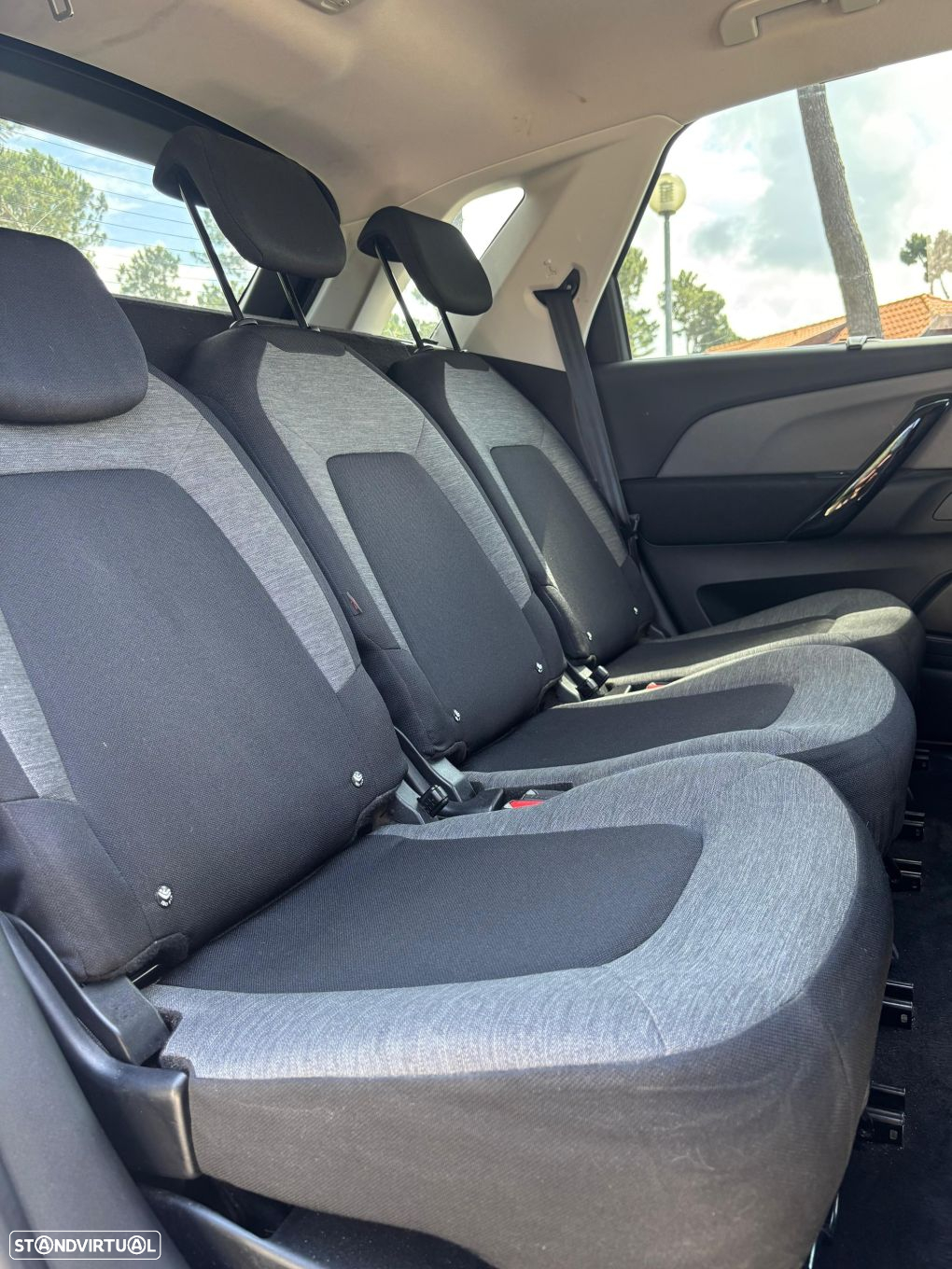 Citroën C4 Picasso 1.2 PureTech Feel - 17