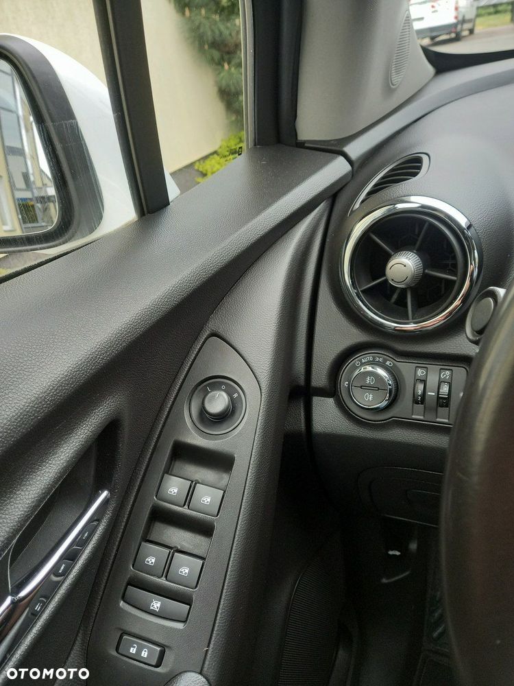 Chevrolet Trax 1.6 LT - 33