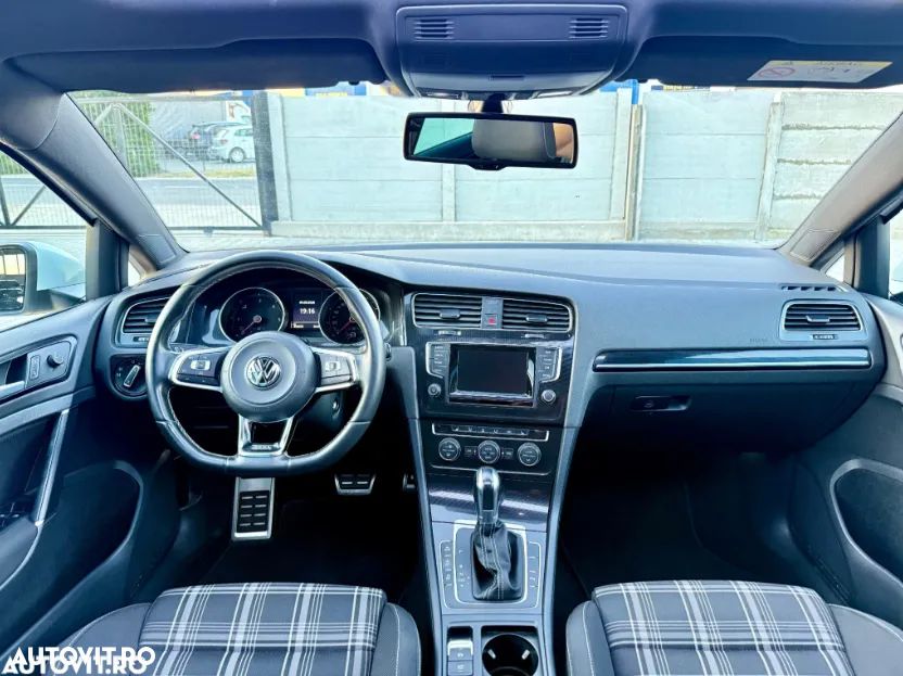 Volkswagen Golf GTD 2.0 TDI SCR DSG - 6