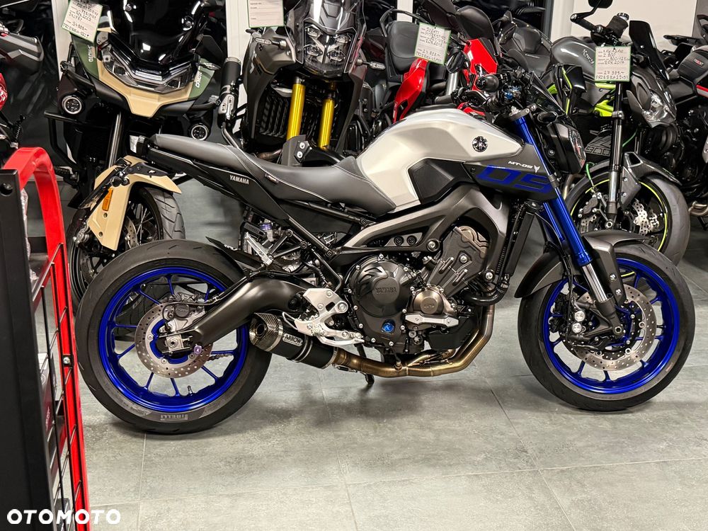 Yamaha MT - 5