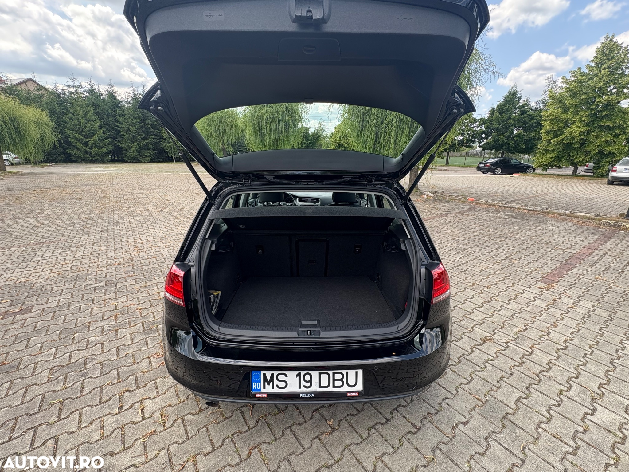 Volkswagen Golf 1.6 TDI DSG BMT Comfortline - 8
