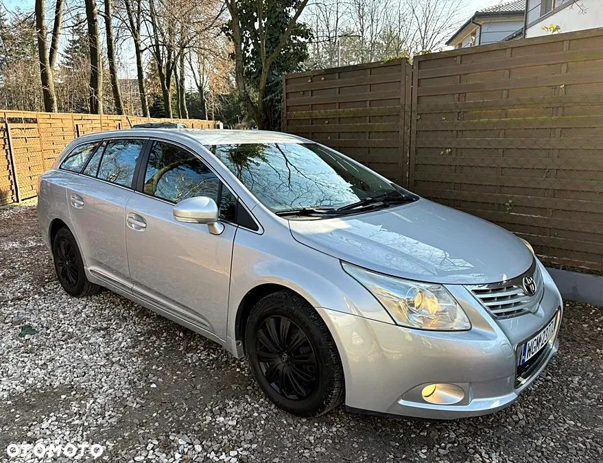Toyota Avensis 2.0 D-4D - 2