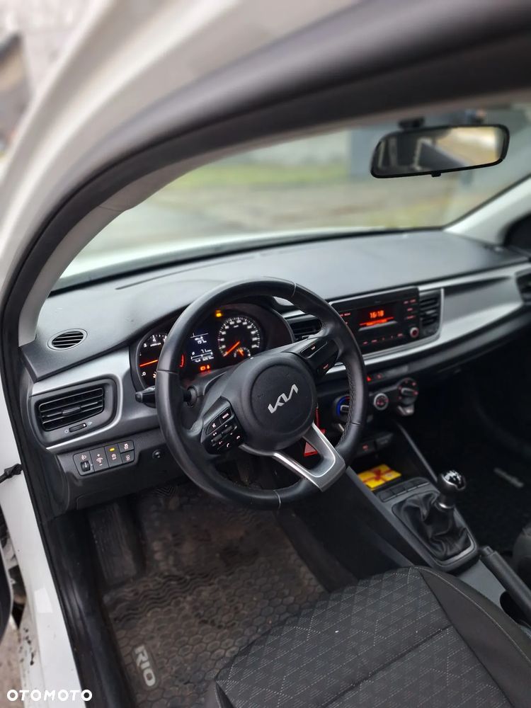 Kia Rio 1.2 Edition 7 - 9
