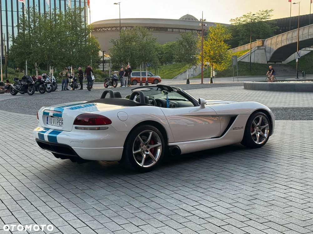 Dodge Viper - 14