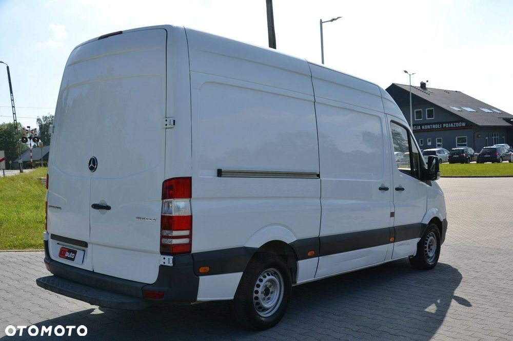 Mercedes-Benz Sprinter - 7
