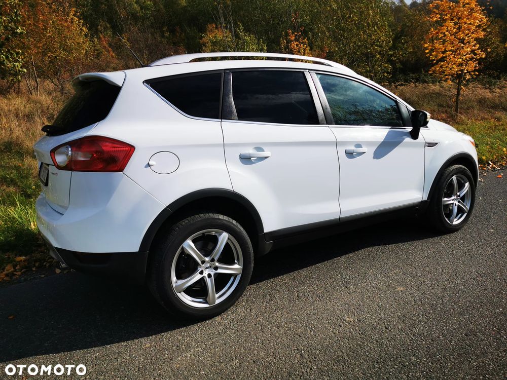 Ford Kuga 2.0 TDCi 4WD Titanium - 24