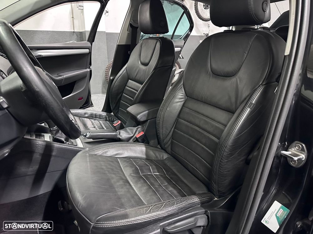Skoda Octavia 2.0 TDI Sportline - 12