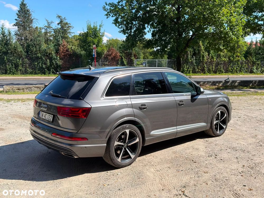Audi Q7 - 4