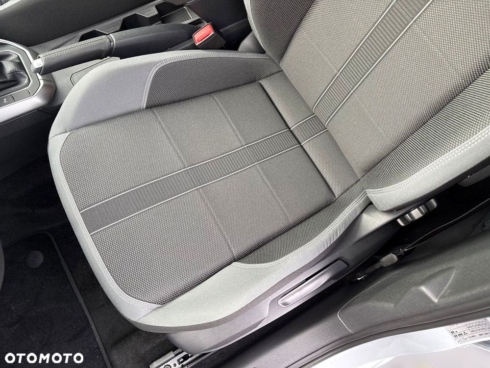 Volkswagen Polo - 12