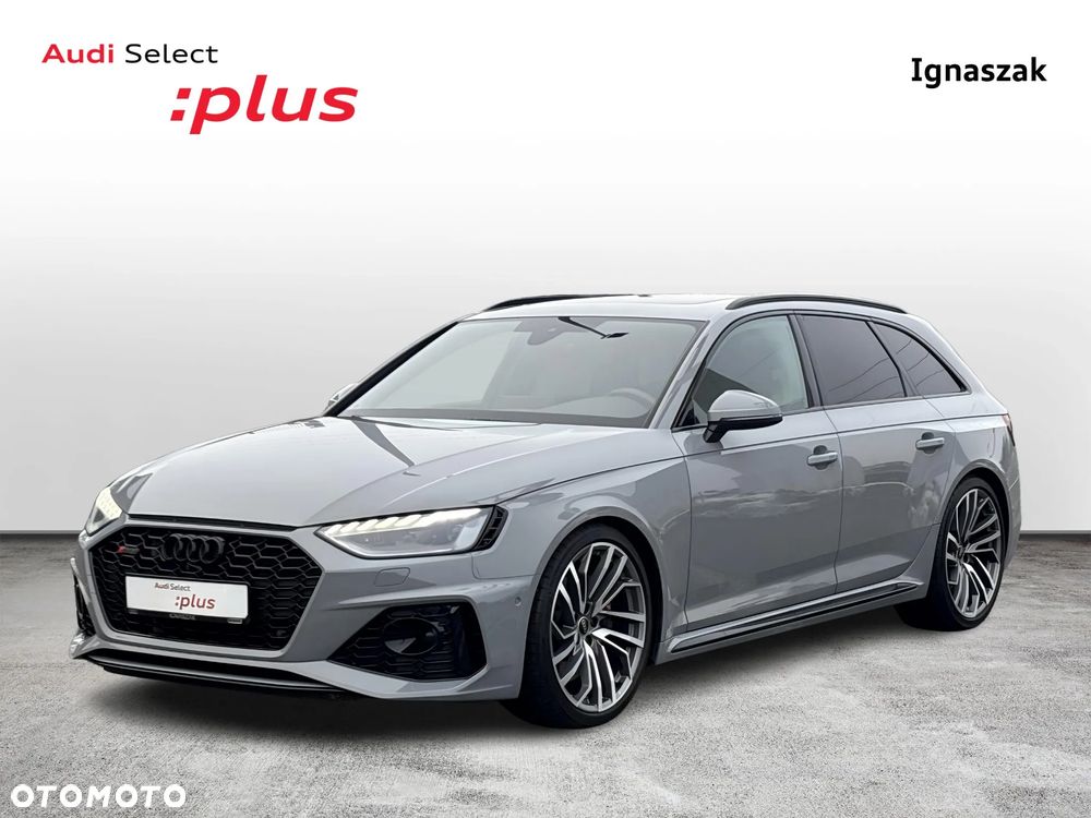 Audi RS4 Avant - 1