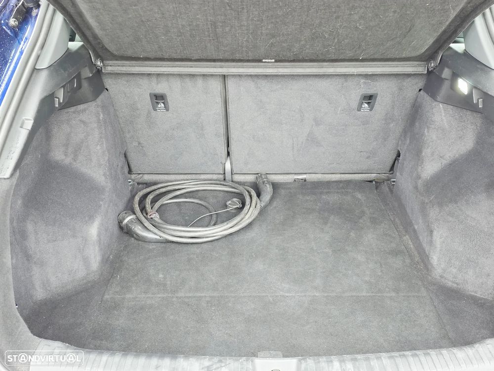 Audi Q4 e-tron 40 - 47