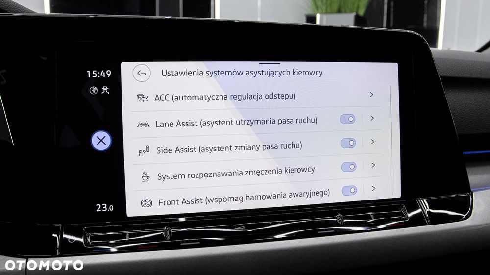 Volkswagen Golf Variant 1.5 eTSI EVO Life DSG - 27