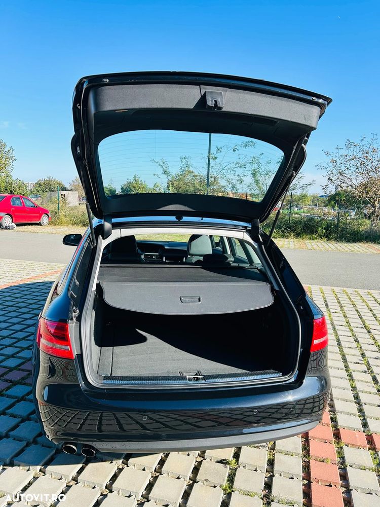 Audi A4 Avant 2.0 TDI Multitronic - 9