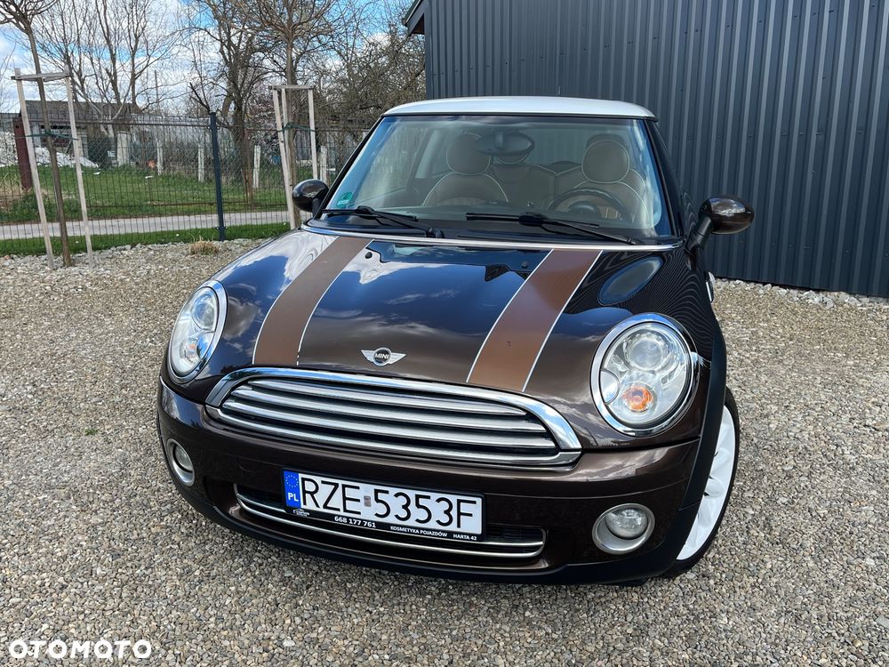 MINI Cooper 50 Mayfair - 2